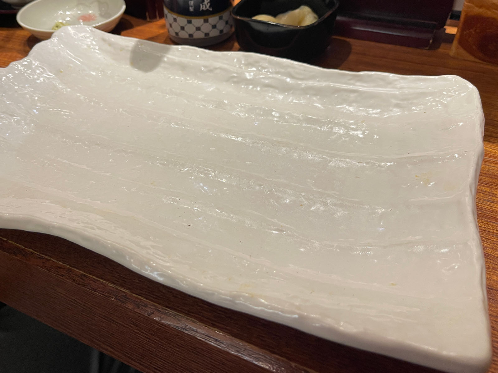 クリエイト・レストランツ・ホールディングス(3387)の株主優待で高級寿司食べ放題「祭雛」食べた！