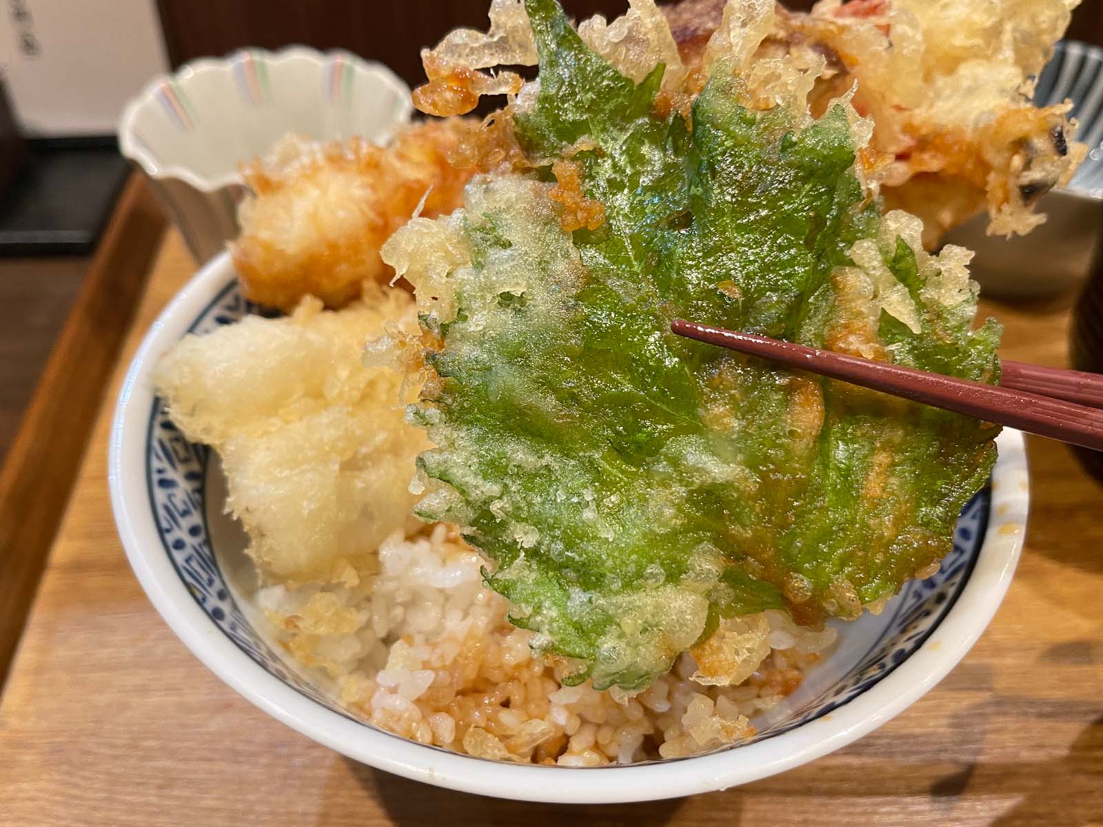 季節の野菜をメインにした野菜天丼専門店「関内農園」でランチしたよ！横浜・馬車道