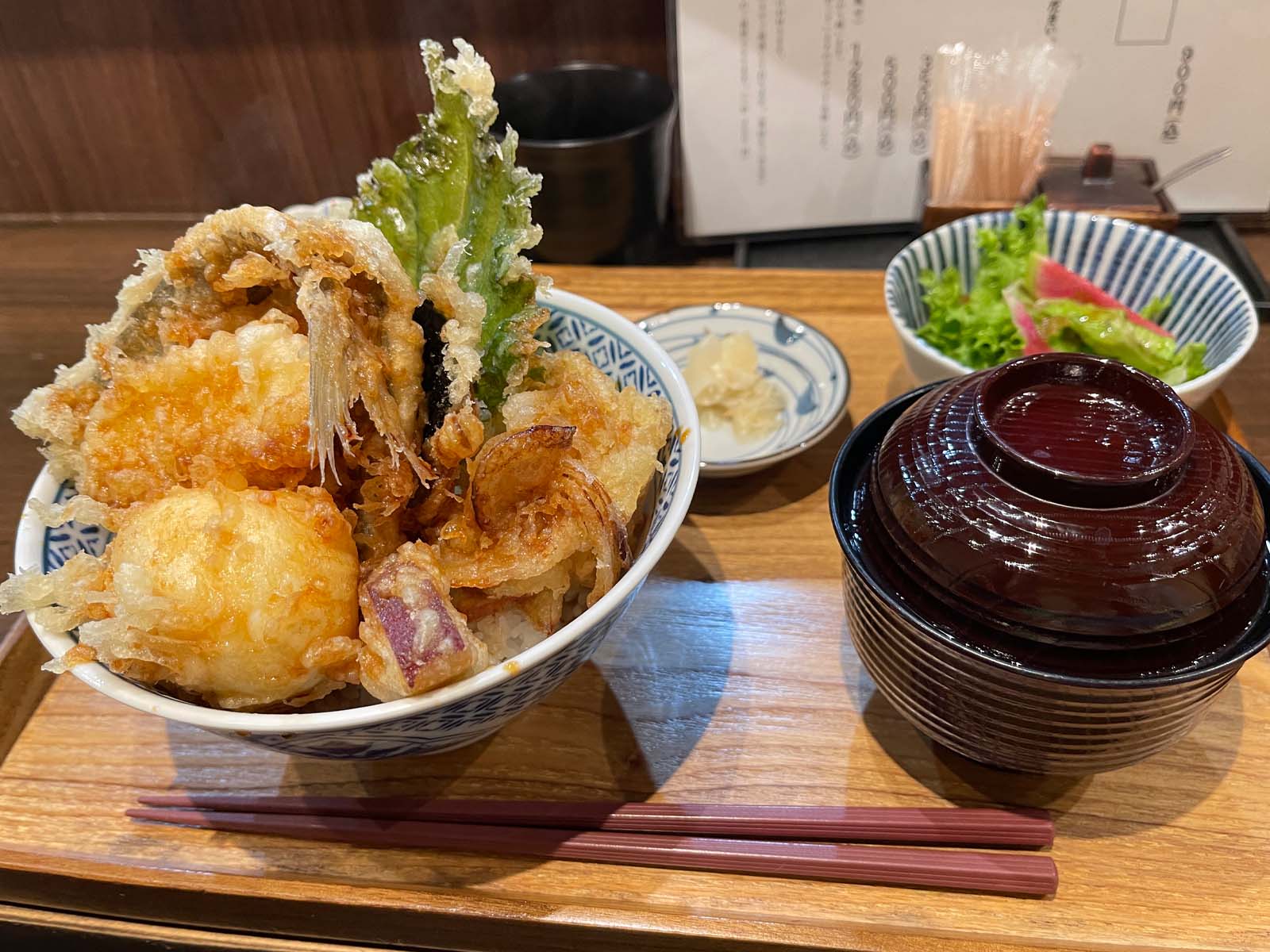 季節の野菜をメインにした野菜天丼専門店「関内農園」でランチしたよ！横浜・馬車道