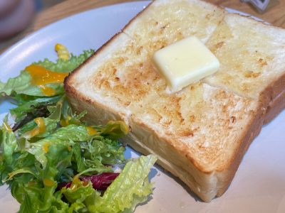 高匠監修の食パンカフェ「Toaster!」でモーニングの厚切りバタートーストとクロックムッシュ食べた！／横浜・馬車道