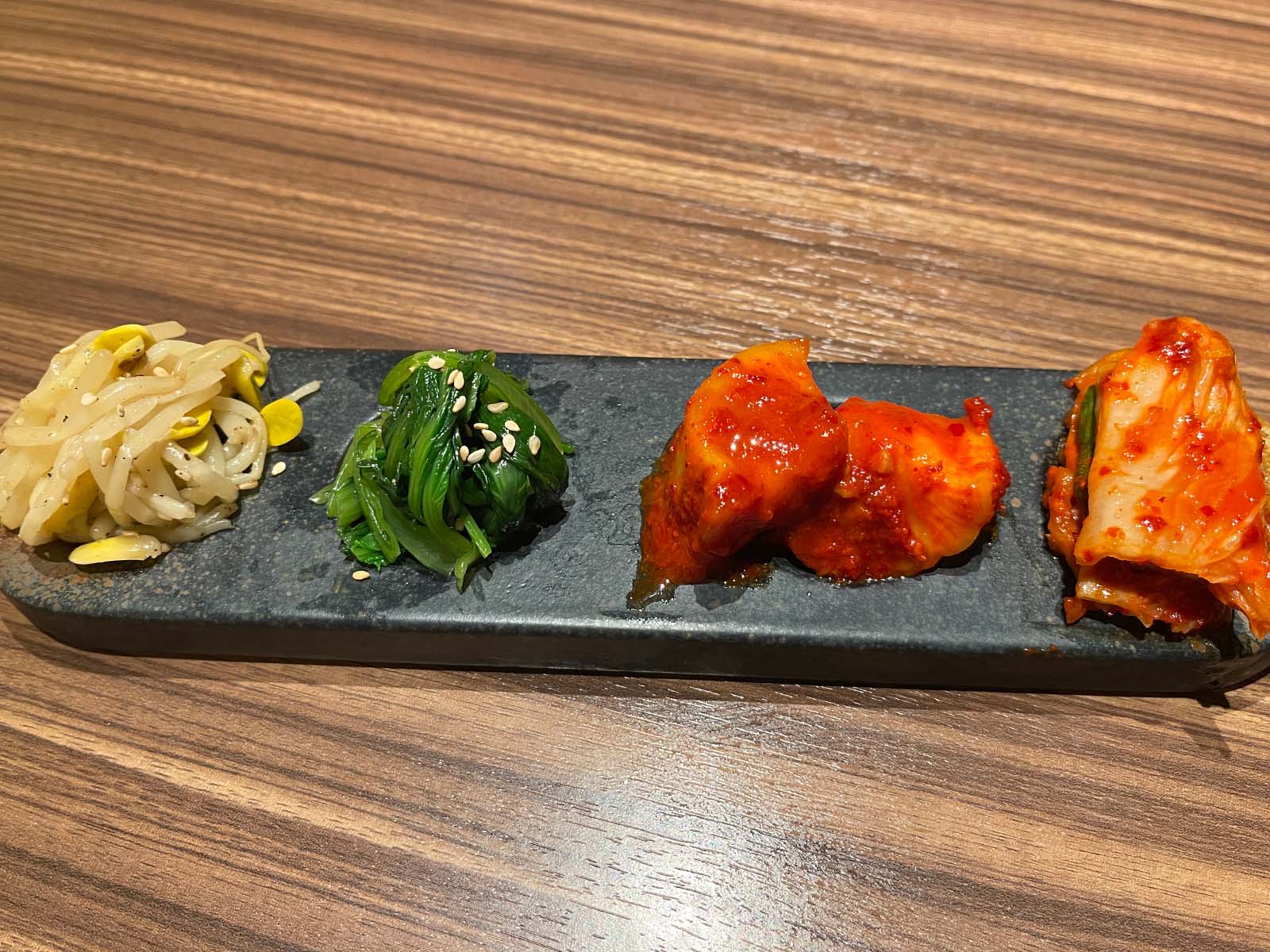 焼肉 和(なごみ)で和牛ハツ刺しと料理長おまかせコースでユッケ・牛タン・ホルモンなど食べた！／横浜・馬車道