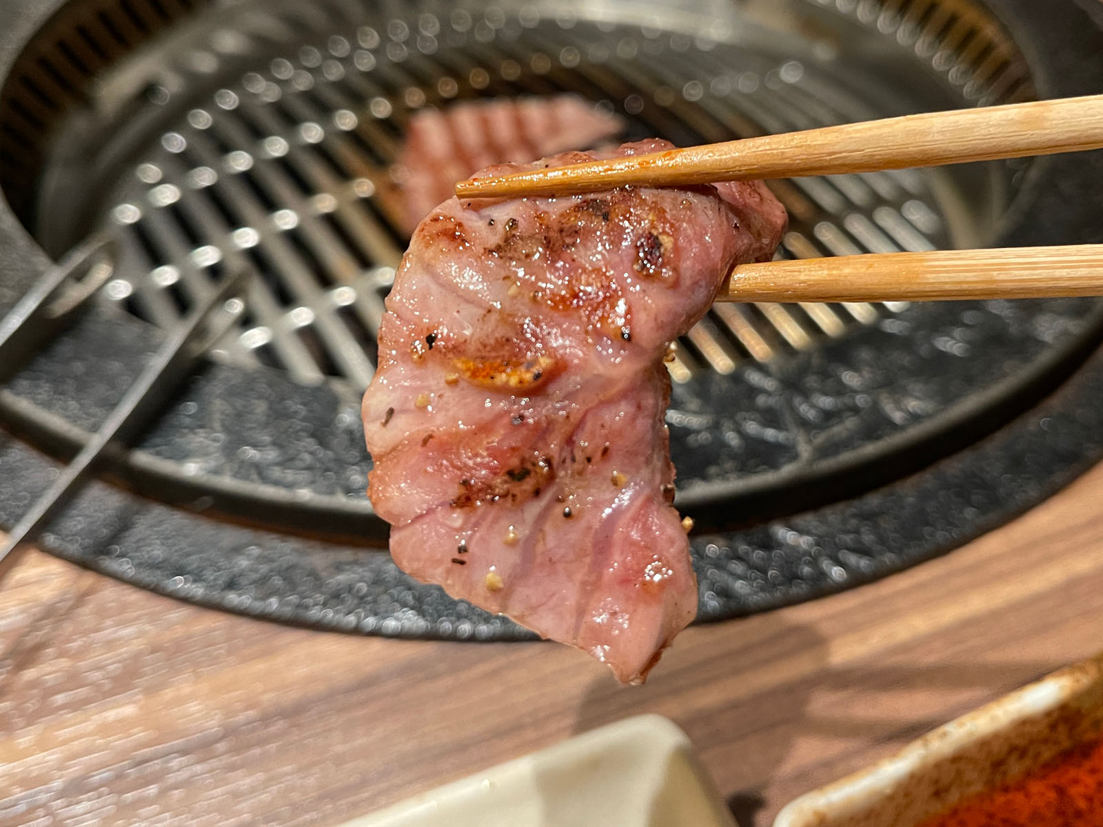 焼肉 和(なごみ)で和牛ハツ刺しと料理長おまかせコースでユッケ・牛タン・ホルモンなど食べた！／横浜・馬車道