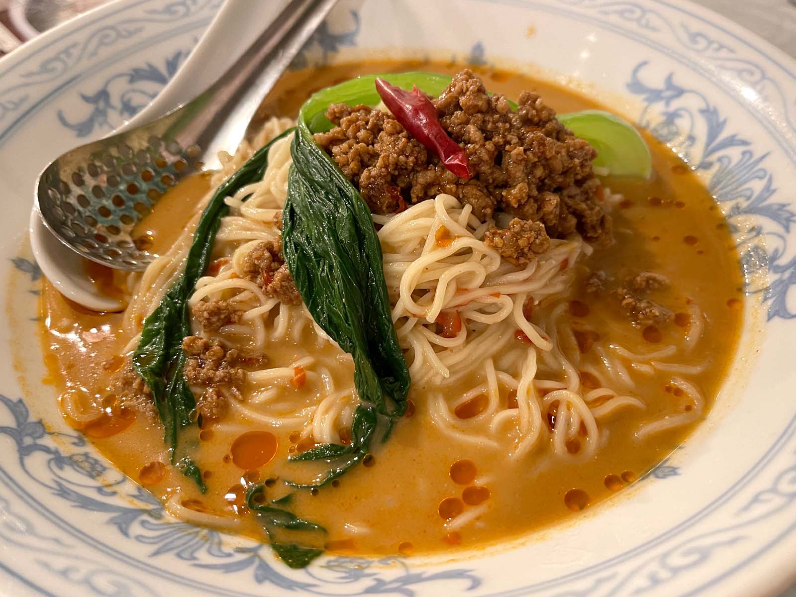 中国ラーメン 揚州商人で冷やしタンタン麺・麻婆豆腐麺・餃子食べた！／横浜スタジアム前店