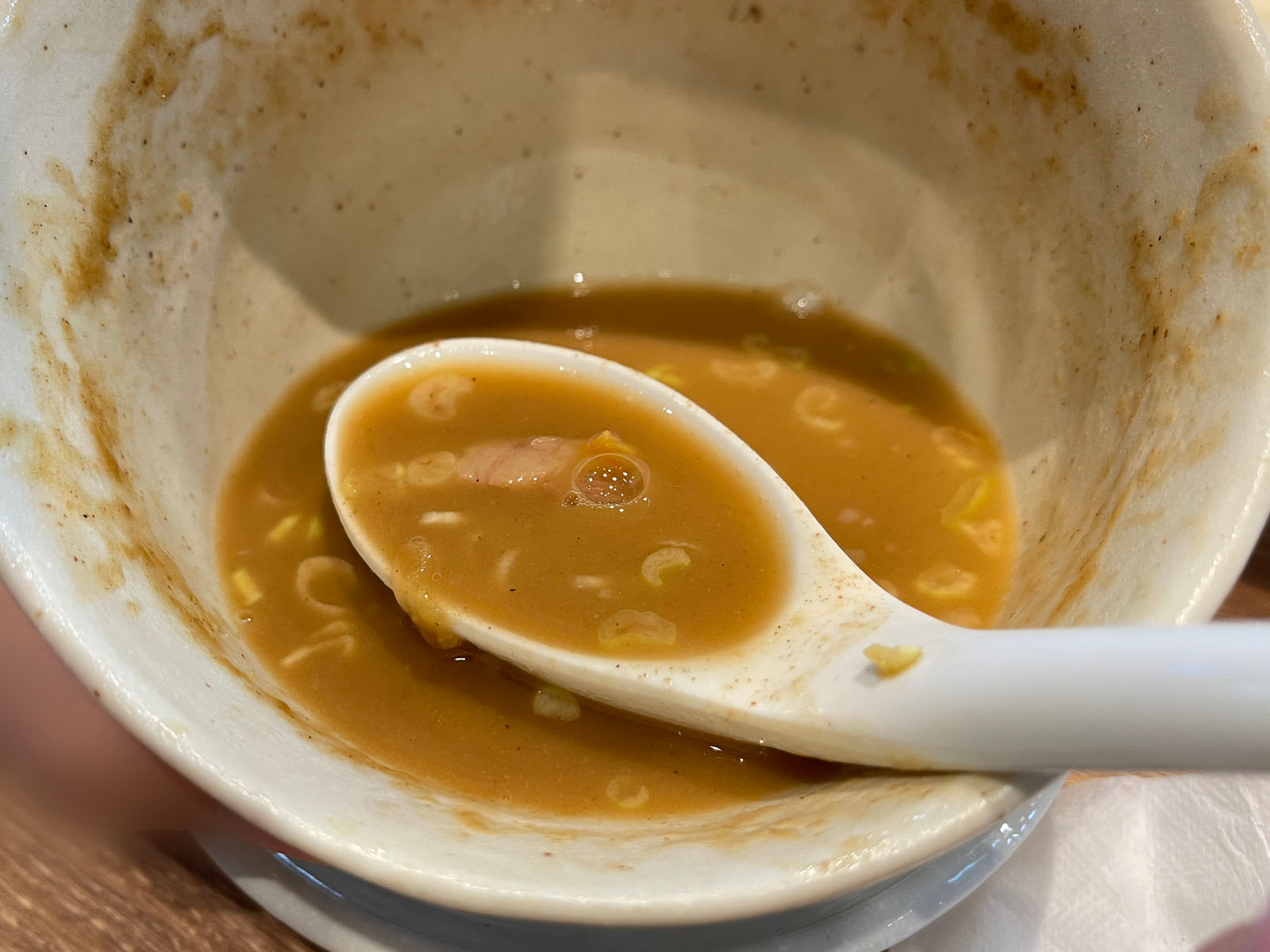 濃厚鶏白湯と魚介のWスープが美味しい「風雲児」のつけ麺とラーメン食べた！／ザ・ヨコハマ・フロント