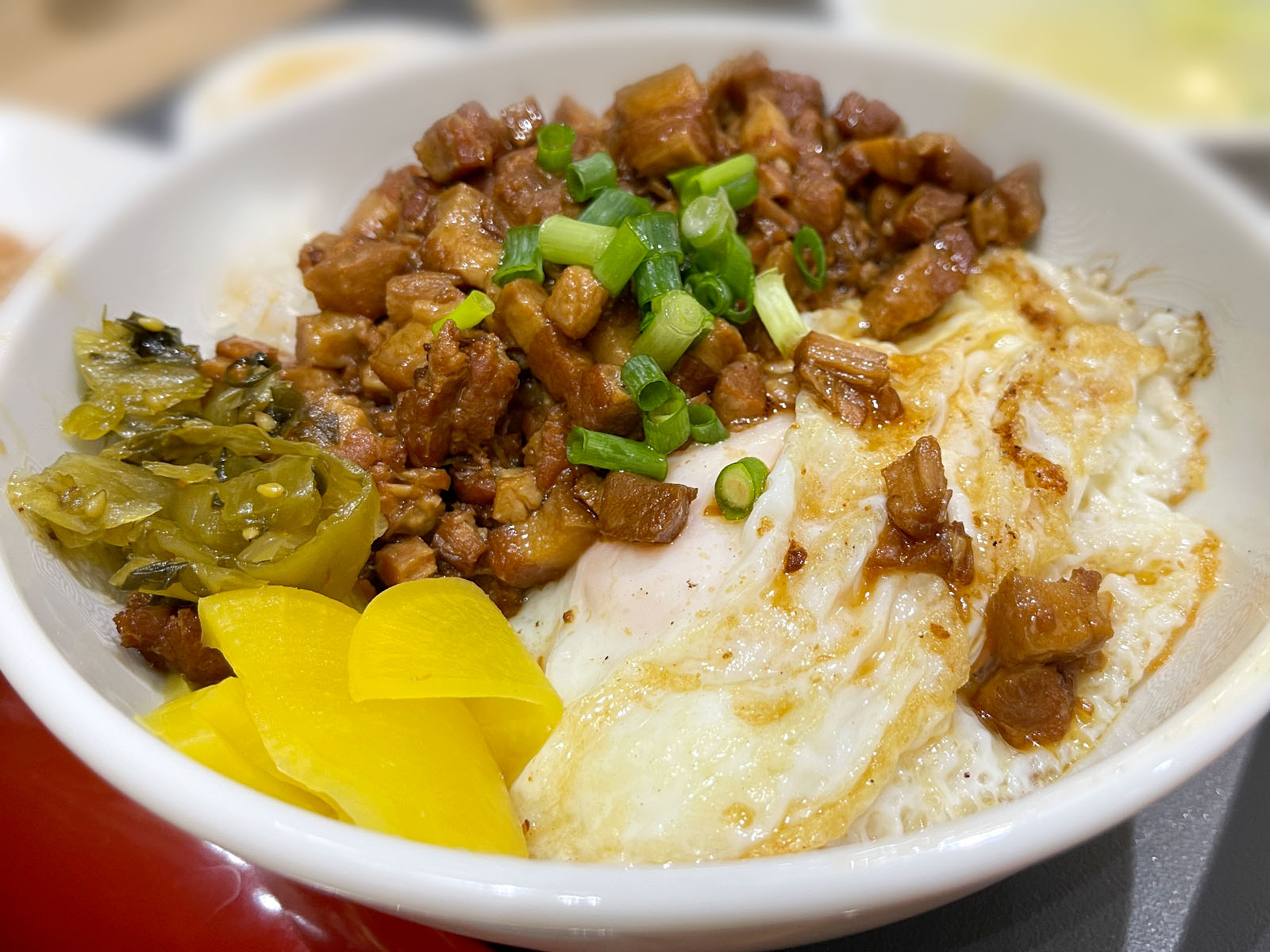 「台湾祭ストア」で魯肉飯(ルーローハン)・唐揚げ・杏仁豆腐セット食べたよ／横浜ワールドポーターズ