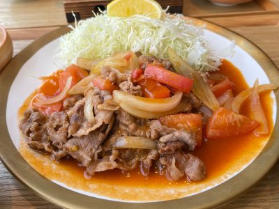 鍋料理専門店「鍋屋」のランチでビーフトマト御膳、チーズカレーうどん鍋御膳食べた！／横浜桜木町コレットマーレ