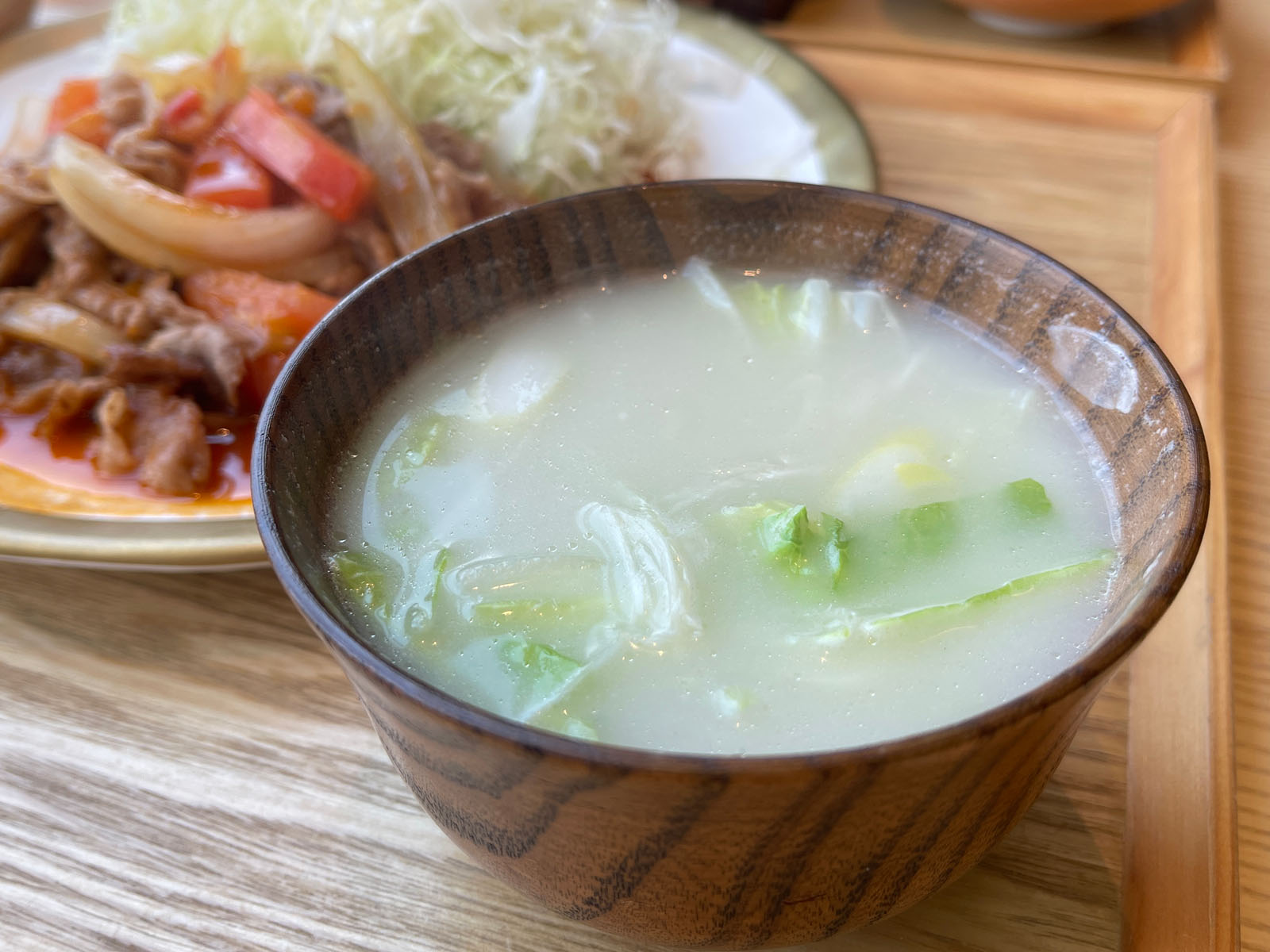 みなとみらいビューの鍋料理専門店「鍋屋」でビーフトマト御膳、チーズカレーうどん鍋御膳食べた！／桜木町コレットマーレ