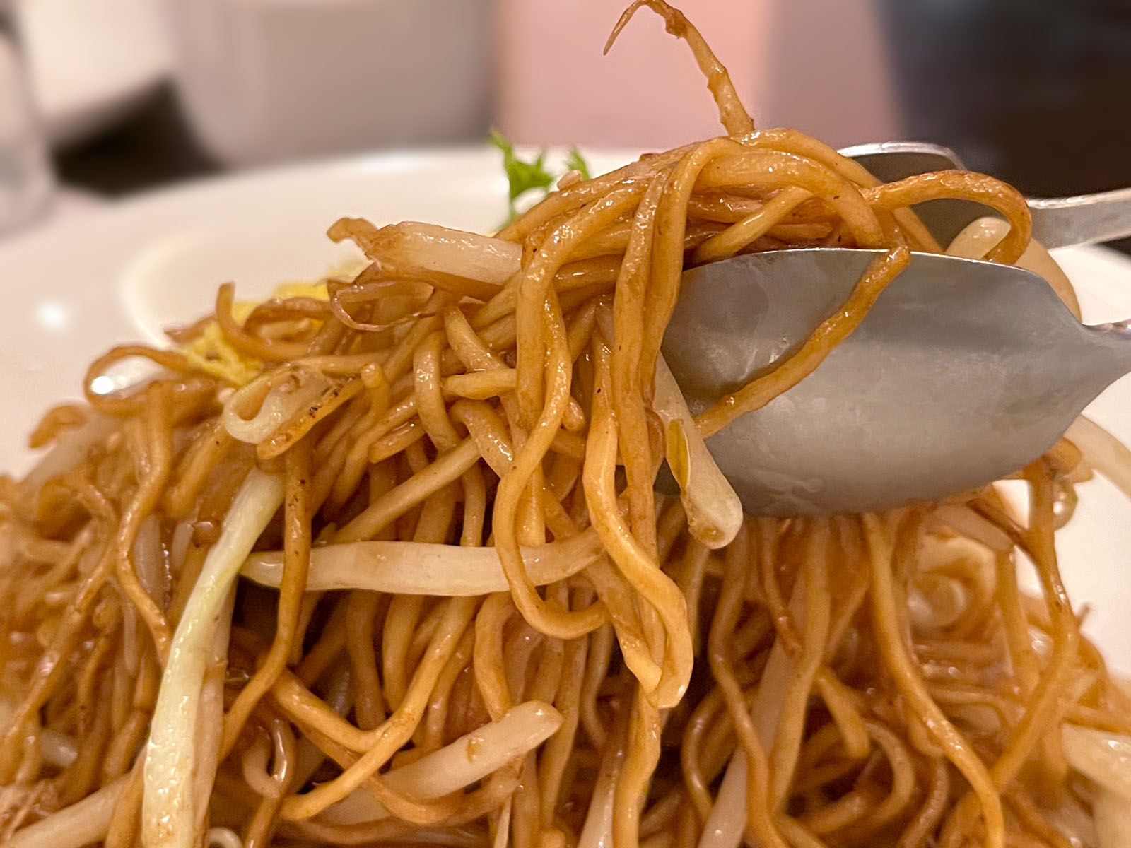 萬珍樓點心舗の朝食「白粥と彩り点心のセット」「黄ニラ焼きそば」「こぶた餃子」食べたよ／横浜中華街