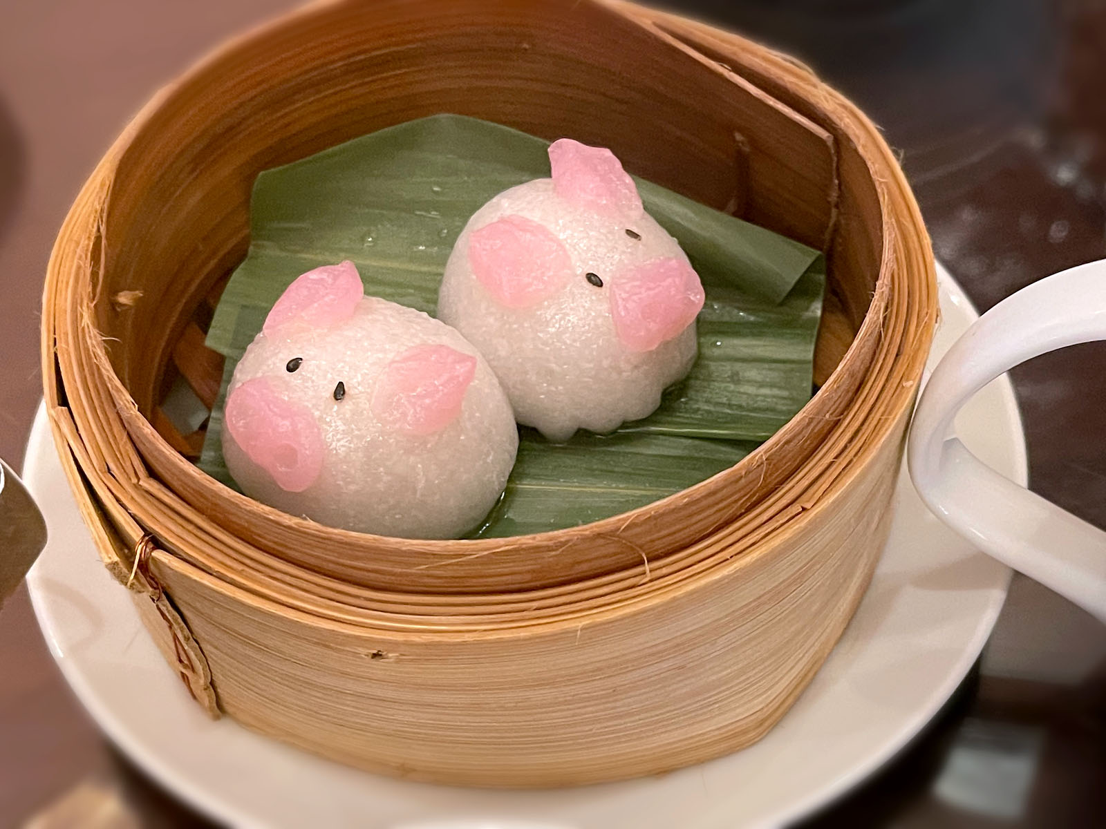 萬珍樓點心舗の朝食「白粥と彩り点心のセット」「黄ニラ焼きそば」「こぶた餃子」食べたよ／横浜中華街