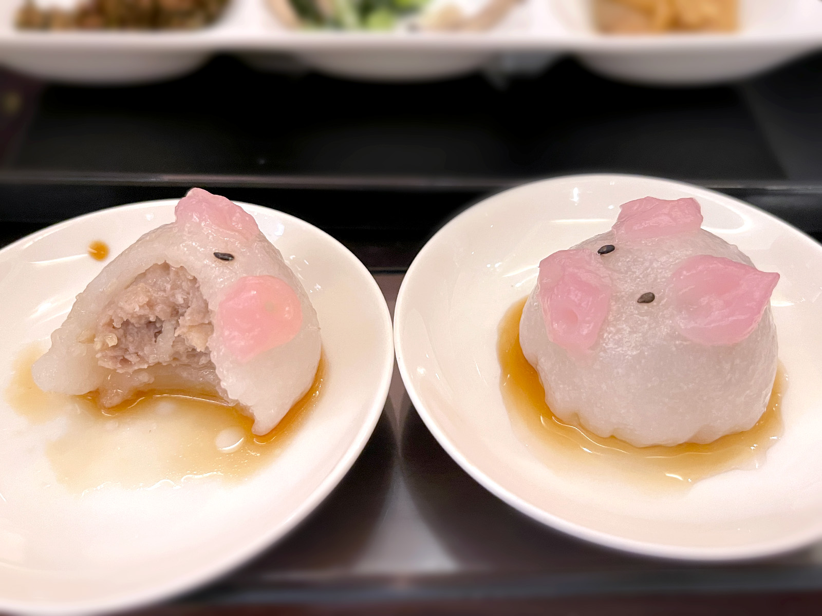 萬珍樓點心舗の朝食「白粥と彩り点心のセット」「黄ニラ焼きそば」「こぶた餃子」食べたよ／横浜中華街