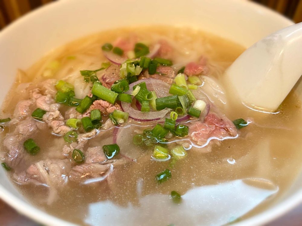 ベトナム料理レーロイ(Le Loi)でホリデーセットの牛肉フォーとバインミー食べたよ！／横浜・吉田町