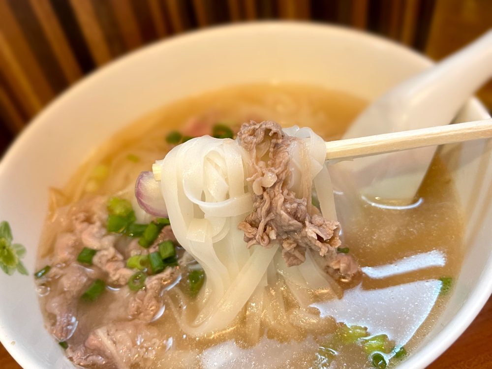 ベトナム料理レーロイ(Le Loi)でホリデーセットの牛肉フォーとバインミー食べたよ！／横浜・吉田町