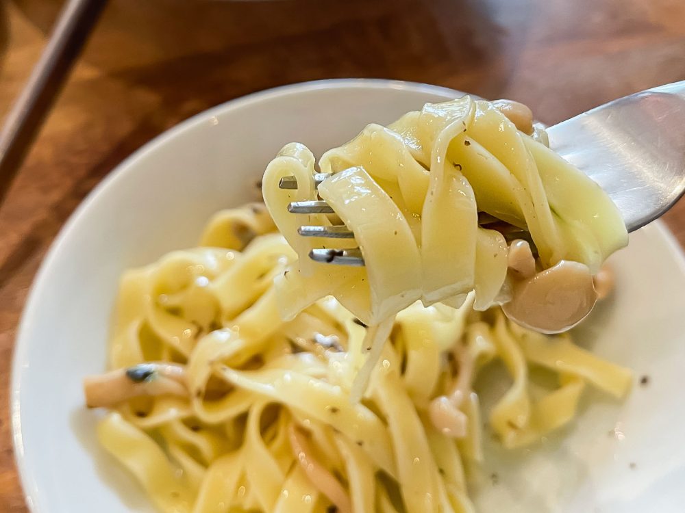 イタリアン Oinos(オイノス)でボンゴレロッソパスタ、色々きのことトリュフソースパスタ食べたよ／横浜・石川町