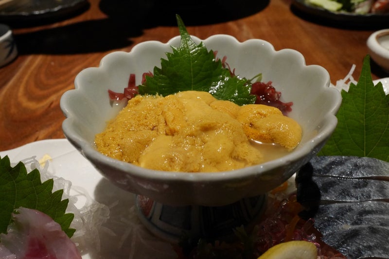 北の和食「なかなか」で塩水ウニとラム肉の唐揚げとイカゴロのルイベ食べたよ／札幌すすきの