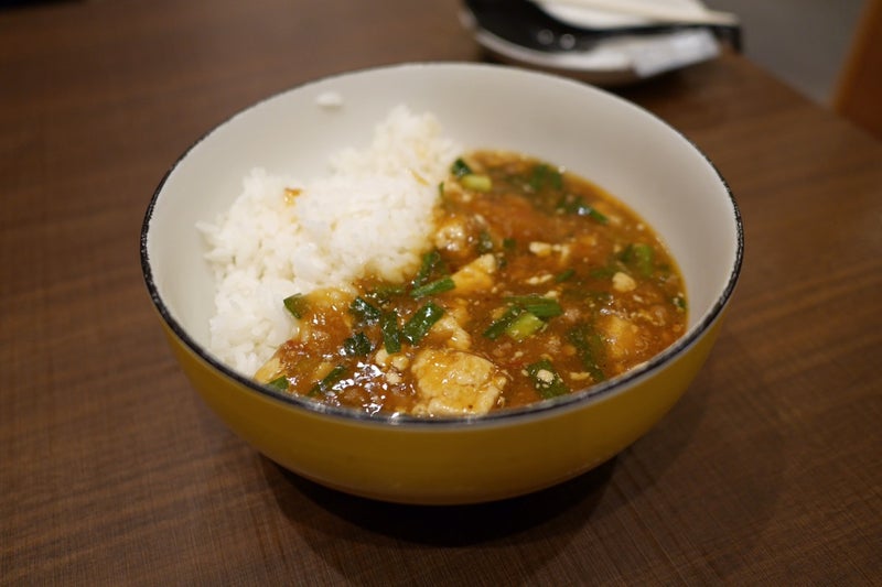 中国料理の布袋でザンギとマーボー飯と黒酢酢豚を食べたよ／札幌赤れんがテラス店