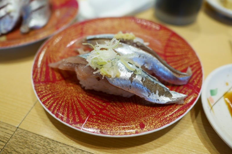 鮨処なごやか亭で旬のサンマと厚切り真アジ、翼乃鯖を食べたよ／北海道・白石本通店