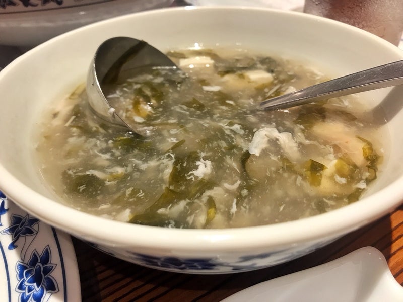 重慶飯店本館で週替りランチの汁ありビーフンとナスの炒め物食べたよ／横浜中華街