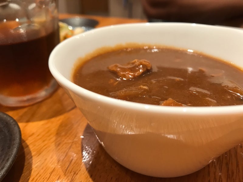 とんかつ檍(あおき)で肉厚な肩ロースかつとカレールー食べたよ／横浜・馬車道