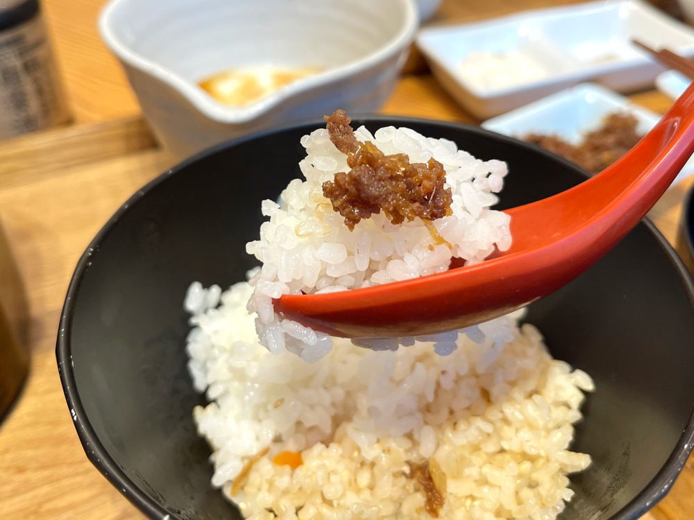 白米・玄米おかわり自由な「GOHANYA' GOHAN」で、"もりもり唐揚げ膳" と "ごはん堪能おひつ膳"食べたよ／横浜みなとみらい