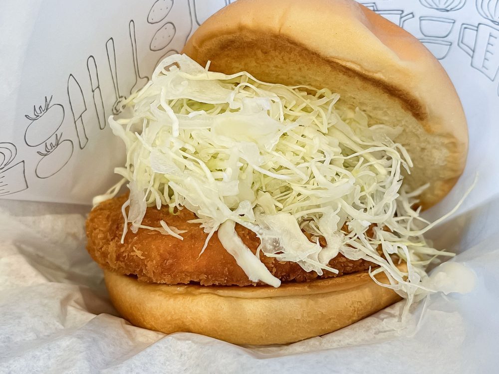 モスバーガーで獺祭シェイクと海老カツバーガー、15時以降の"夜モス"限定バーガー「トリプルモスチーズバーガー」食べたよ！