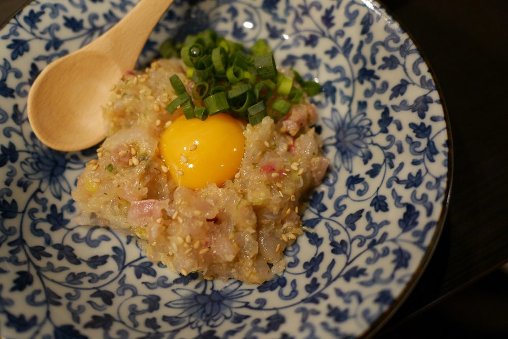 北陸天然地魚貝専門店「魚旬」でのど黒の刺身とがす海老の串焼き食べたよ／横浜伊勢佐木町