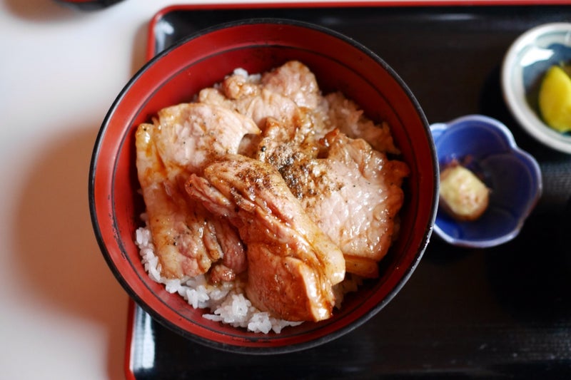 セルフの定食屋さん「レストランカントリー」でポークチャップと豚丼食べたよ／北海道標茶町