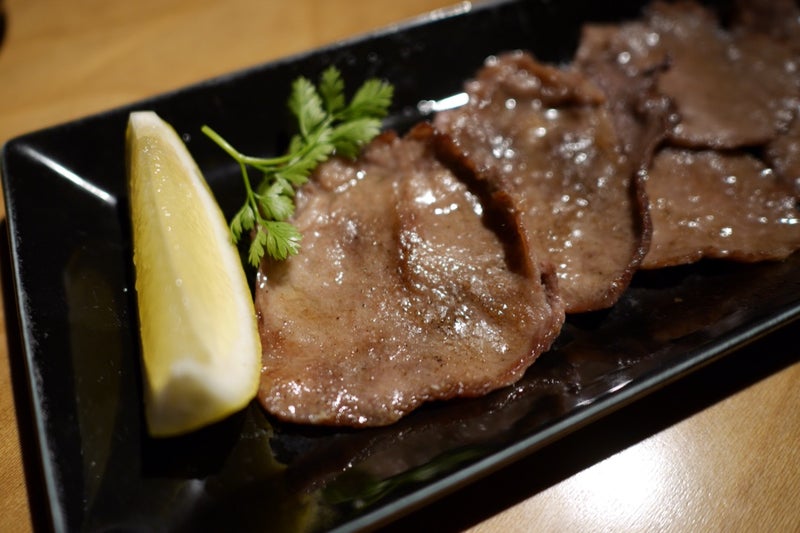 骨付き鶏「家紋」で阿波尾鶏と阿波牛の牛タン食べたよ／徳島駅前本店