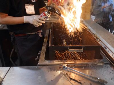 「明神丸」で塩かつおたたき藁焼きと米ナスの藁焼きたたき食べたよ／高知・帯屋町