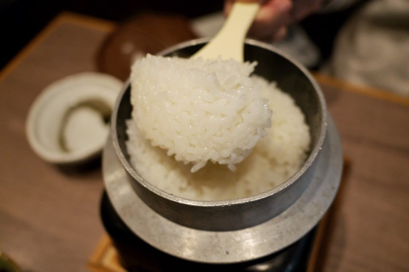 「明神丸」で塩かつおたたき藁焼きと米ナスの藁焼きたたき食べたよ／高知・帯屋町