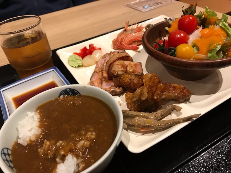 KIKI知床ナチュラルリゾートの夕食ビュッフェでブリ刺身と鹿肉カレー食べたよ／北海道知床