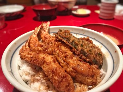 「俺のフレンチ」で生ハムと鮮魚カルパッチョと鴨肉のコンフィ食べたよ／横浜