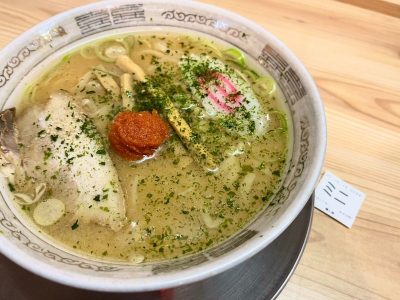 新横浜ラーメン博物館で「山形赤湯からみそラーメン龍上海」と「博多の八ちゃんラーメン」食べたよ