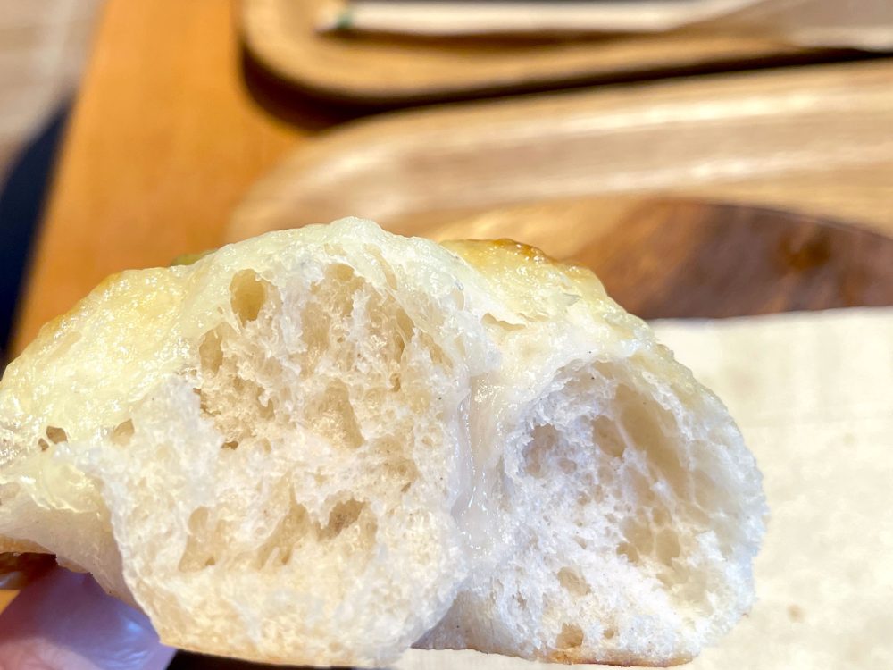 MARINE BAKERY(マリンベーカリー)でクロワッサン・コキアージュ、コーンの夏祭りタルティーニ食べた！／横浜・元町