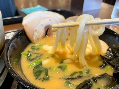 トリドール(3397)の株主優待で、丸亀製麺”わがまち釜揚げうどん47″の神奈川「濃厚醤油とんこつ家系つけ汁」食べたよ！