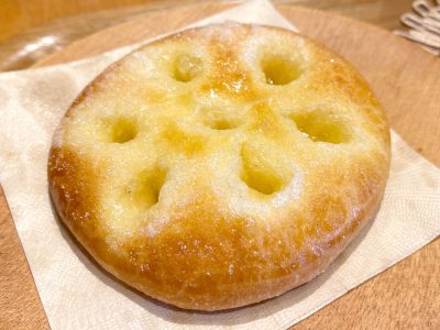 MARINE BAKERY(マリンベーカリー)でキノコタルティーヌ、ブリオッシュシュクレ、ポパイエッグス食べた／横浜・元町