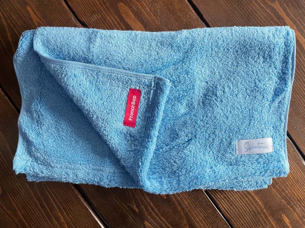 フランスベッドホールディングス(7840)の株主優待で青色のSodateru TOWEL(育てるタオル)がきた！