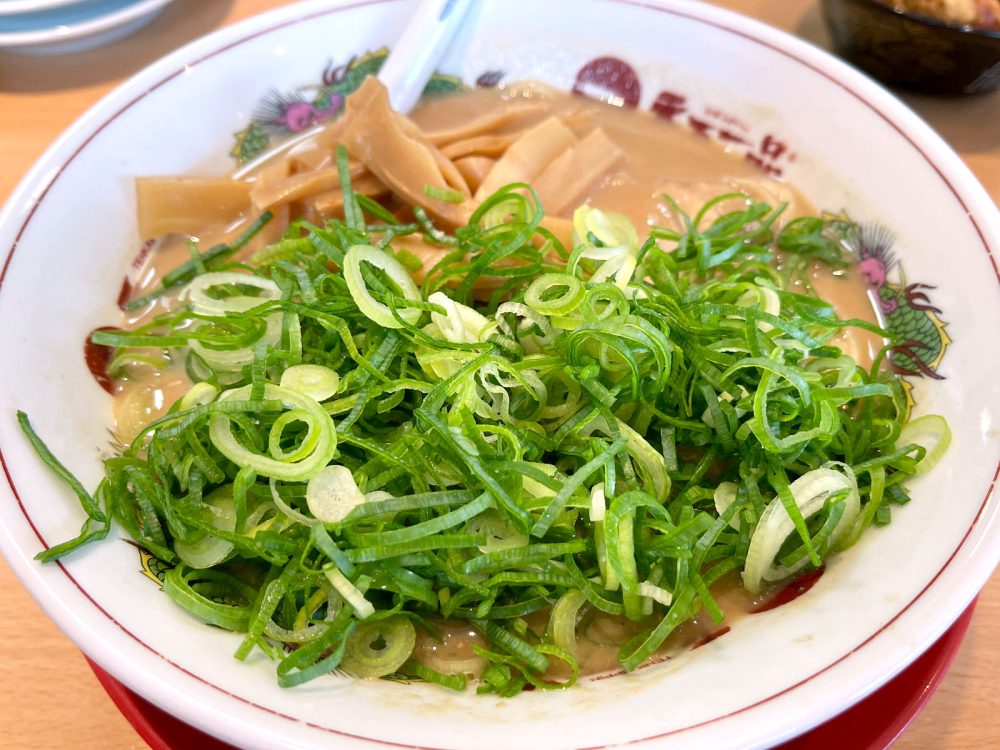 「天下一品」でこってりラーメン、チャーハン、唐揚げ、餃子、こってり杏仁豆腐を食べたよ！