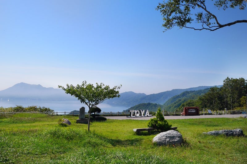 洞爺湖の撮影スポット「サイロ展望台」と「有珠山噴火記念公園」／北海道