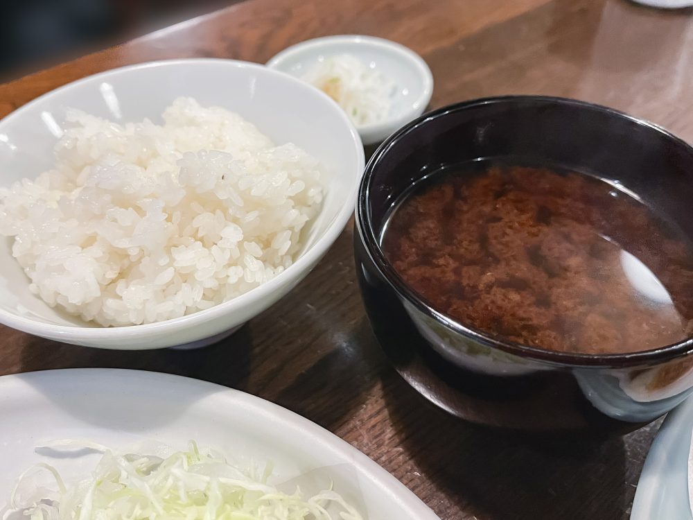 「勝烈庵」のヒレ180g"大勝烈定食"と本店限定"特製エビカツサンド"食べた！／横浜・馬車道