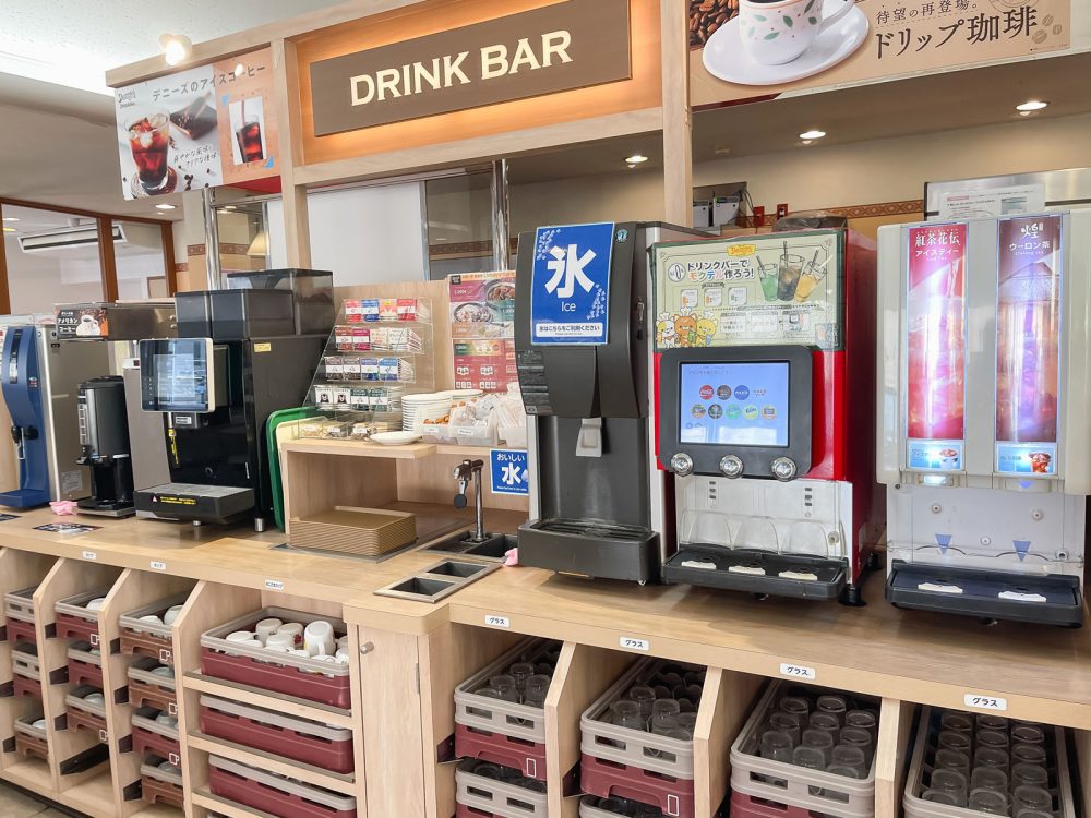 株主優待のQUOカードで、ファミレス「デニーズ」の飯田商店味噌らぁ麺、あめいろたまねぎのスープハンバーグ食べたよ！