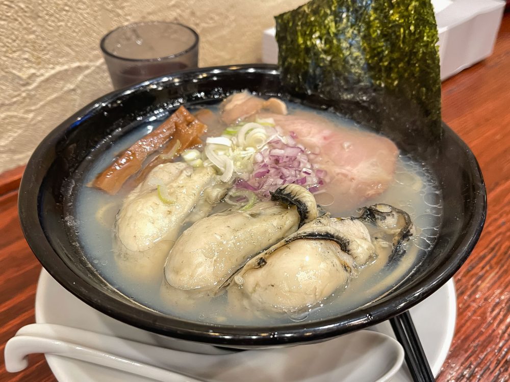 自家製麺・無化調らーめん「おおはし」で牡蠣塩ラーメン、昆布水つけ麺食べた！／横浜市中央卸売市場