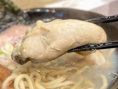 とんかつ「馬車道さくら」で”皇帝の海老フライ”と広島県産牡蠣の”カキフライ”食べた！／横浜・馬車道