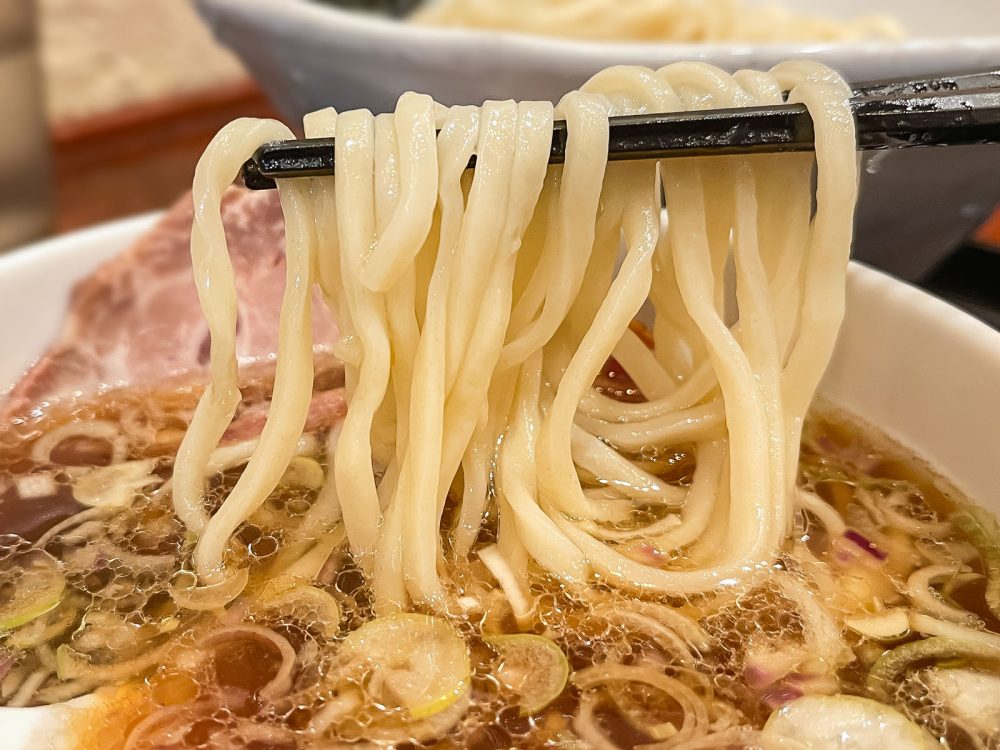 自家製麺・無化調らーめん「おおはし」で牡蠣塩ラーメン、昆布水つけ麺食べた！／横浜市中央卸売市場