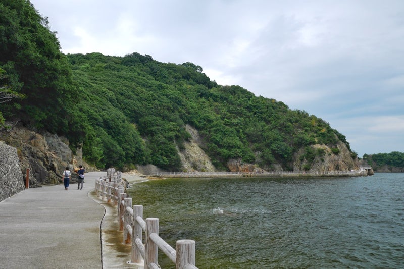 鞆の浦から船で5分のところに浮かぶ無人島「仙酔島」に行ったよ／広島県福山市