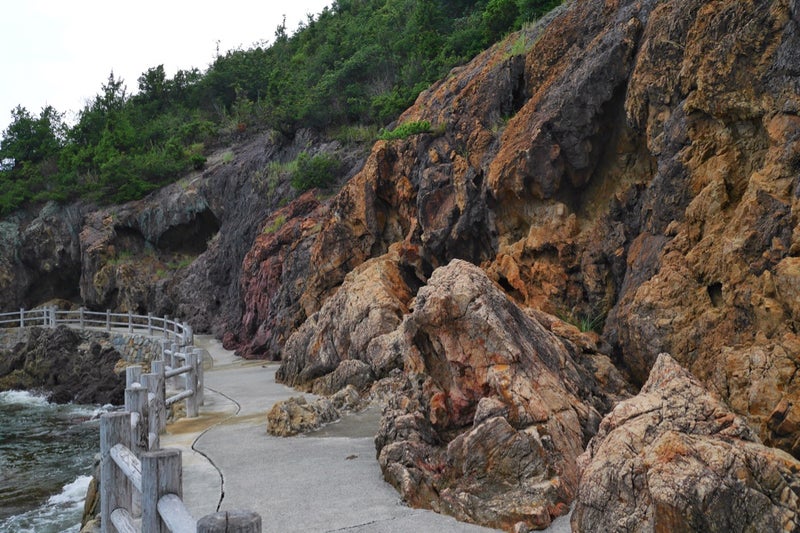 鞆の浦から船で5分のところに浮かぶ無人島「仙酔島」に行ったよ／広島県福山市